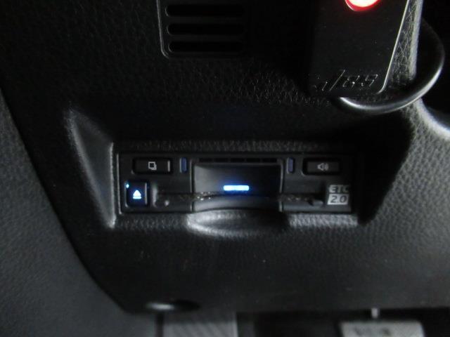 ヴォクシー ハイブリッドS-Z フルセグ メモリーナビ DVD再生 ミュージックプレイヤー接続可 後席モニター バックカメラ 衝突被害軽減システム ETC 両側電動スライド LEDヘッドランプ 乗車定員7人 ワンオーナー(20枚目)