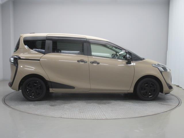 シエンタ ファンベースG グランパー ワンセグ メモリーナビ ミュージックプレイヤー接続可 バックカメラ 衝突被害軽減システム ETC ドラレコ 両側電動スライド LEDヘッドランプ 記録簿(7枚目)