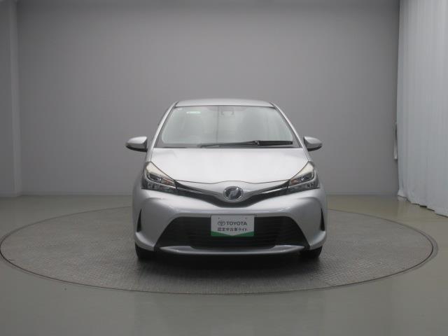 ヴィッツ １．０Ｆ　ＬＥＤエディション　フルセグ　メモリーナビ　ＤＶＤ再生　ミュージックプレイヤー接続可　衝突被害軽減システム　ＥＴＣ　ＬＥＤヘッドランプ（8枚目）