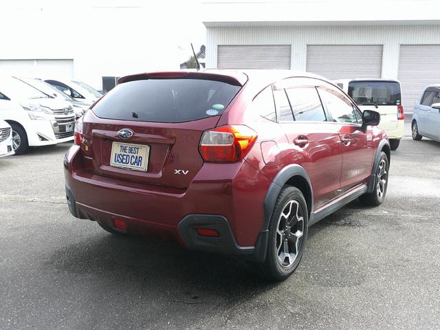 ＸＶ ２．０ｉ－Ｌ　アイサイト　４ＷＤ　ストラーダＳＤナビ　ＣＤ　ＤＶＤ再生可　ＵＳＢ　地デジ　スマートキー　クルコン　ＨＩＤ　フォグ　バックフォグ　オートライト　ＥＴＣ　パワーシート　純正１７インチアルミ　アイドリングストップ（2枚目）