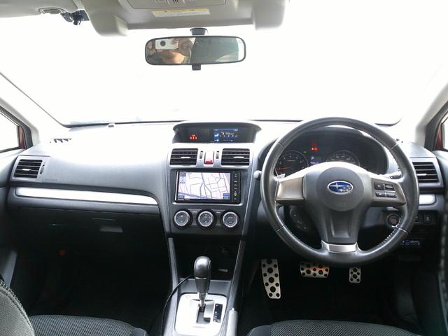 ＸＶ ２．０ｉ－Ｌ　アイサイト　４ＷＤ　ストラーダＳＤナビ　ＣＤ　ＤＶＤ再生可　ＵＳＢ　地デジ　スマートキー　クルコン　ＨＩＤ　フォグ　バックフォグ　オートライト　ＥＴＣ　パワーシート　純正１７インチアルミ　アイドリングストップ（3枚目）