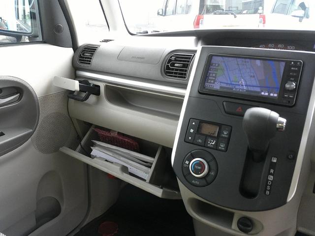 タント Xターボ SAII ターボ車 フリップダウンモニター 左パワースライド スマートキー 純正ナビ CD DVD 地デジ ブルトゥース Bカメラ ETC アイドリングストップ 社外LED フォグLED オートライト(28枚目)