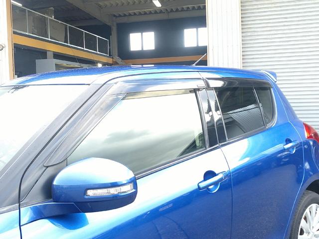 スイフト RS 4WD ケンウッドメモリーナビ ワンセグ CD DVD再生可 HID フォグ オートライト シートヒーター ステアリングスイッチ 16インチアルミ スマートキー クルコン(12枚目)