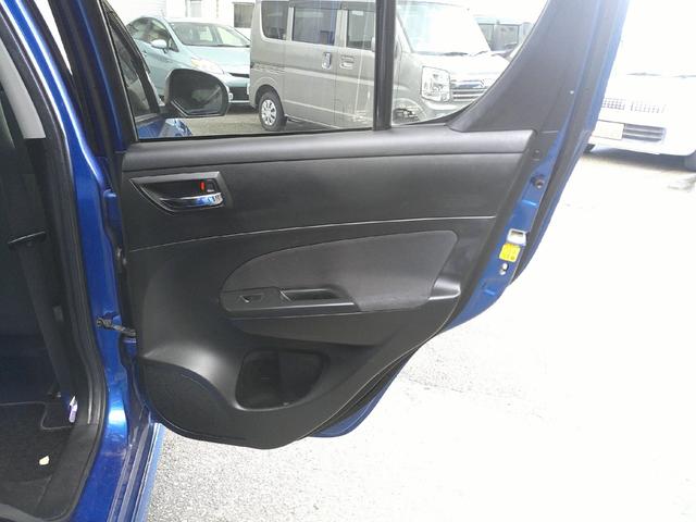 スイフト RS 4WD ケンウッドメモリーナビ ワンセグ CD DVD再生可 HID フォグ オートライト シートヒーター ステアリングスイッチ 16インチアルミ スマートキー クルコン(19枚目)