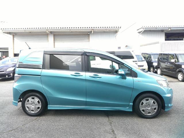 フリードスパイクハイブリッド ジャストセレクション ギャザズHDDナビ ワンセグ DVD再生可 Bカメラ HID オートライト ETC キーレス クルコン ETC 左パワースライド(7枚目)