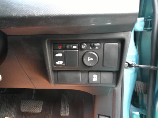 フリードスパイクハイブリッド ジャストセレクション ギャザズHDDナビ ワンセグ DVD再生可 Bカメラ HID オートライト ETC キーレス クルコン ETC 左パワースライド(22枚目)