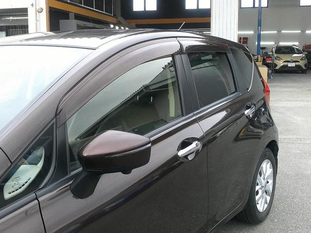 ノート メダリスト　エマージェンシーブレーキパッケージ　純正ＳＤナビ　地デジ　ＤＶＤ　ＡＵＸ　スマートキー　アイドリングストップ　ＨＩＤ　オートライト　フォグ　純正１５インチアルミ　ステアリングスイッチ　ブレーキパッケージ（9枚目）