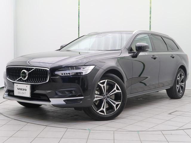 Ｖ９０ クロスカントリー　アルティメット　Ｂ５　ＡＷＤ　認定中古車　パノラマガラスルーフ　ｈａｒｍａｎ／ｋａｒｄｏｎ　アダプティブクルーズコントロール　３６０°ビューカメラ　衝突被害軽減ブレーキ　インテリセーフ　シートヒーター　シートクーラー　パワーシート（25枚目）