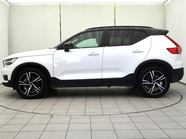 ＸＣ４０ Ｂ４　ＡＷＤ　Ｒデザイン　認定中古車　ｈａｒｍａｎ／ｋａｒｄｏｎオーディオ　インテリセーフ　衝突被害軽減ブレーキ　３６０°ビューカメラ　純正９インチナビ　シートヒーター　２トーンカラー（25枚目）