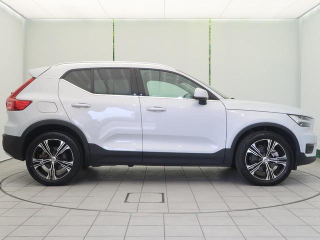 ＸＣ４０ Ｂ４　ＡＷＤ　インスクリプション　認定中古車　本革シート　ｈａｒｍａｎ／ｋａｒｄｏｎ　インテリセーフ　衝突被害軽減ブレーキ　３６０°ビューカメラ　パイロットアシスト　アダプティブクルーズコントロール　純正９インチナビ　禁煙車（20枚目）