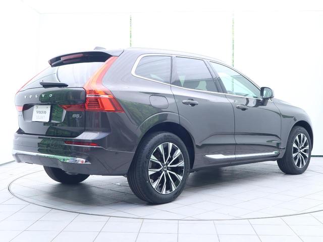 XC60 ウルトラ B5 AWD 認定中古車 harman/kardonプレミアムオーディオ 白革シート Google搭載純正ナビ サンルーフ アダプティブクルーズコントロール パイロットアシスト 360°ビューカメラ(18枚目)