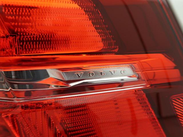 XC60 アルティメット B5 AWD 認定中古車 harman/kardonプレミアムオーディオ 白革シート Google搭載純正ナビ サンルーフ アダプティブクルーズコントロール パイロットアシスト 360°ビューカメラ(70枚目)