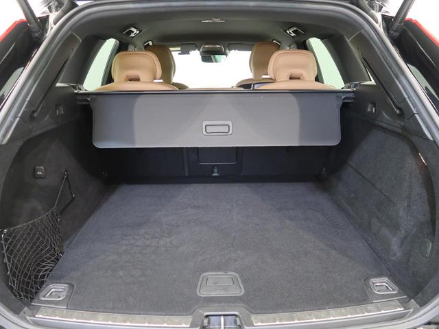 普段のお買い物や通勤、送迎等に十分な荷室スペースを確保しております。セカンドシートを倒すと、大きな荷物の積載も可能です。
