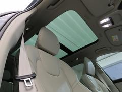 �ڥѥΥ�ޥ롼�ա����売��Υ��饹�롼�դǼ������Τ����뤤���֤ˡ��ե���ȥ��������ϥ��饤�ɵ�ǽ�����곰��������ळ�Ȥ��ǽ������˳���Ū�ʥɥ饤�֤��ФǤ��ޤ��� 5