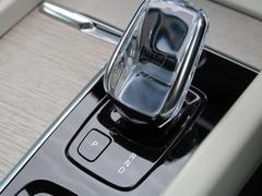 ���եȥΥ֤ˤϥ���ե��������Υ��ꥹ�������ѡ����������ǥ������Ū�ޥƥꥢ��ˤ�äơ���ʤΥǥ�����ȥƥ��Υ�������ɽ�����ޤ����� 6