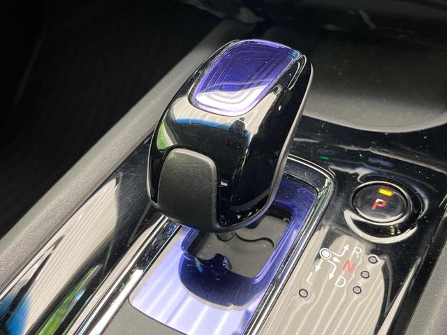 ハイブリッドX・Lパッケージ 4WD あんしんパッケージ SDナビ バックカメラ LEDヘッドライト ハーフレザーシート シートヒーター 純正17インチアルミ オートエアコン オートライト パドルシフト ETC(21枚目)