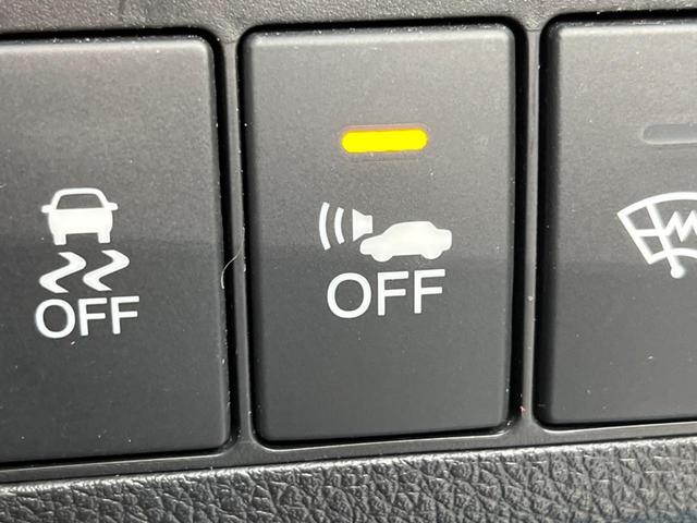 ハイブリッドX・Lパッケージ 4WD あんしんパッケージ SDナビ バックカメラ LEDヘッドライト ハーフレザーシート シートヒーター 純正17インチアルミ オートエアコン オートライト パドルシフト ETC(24枚目)
