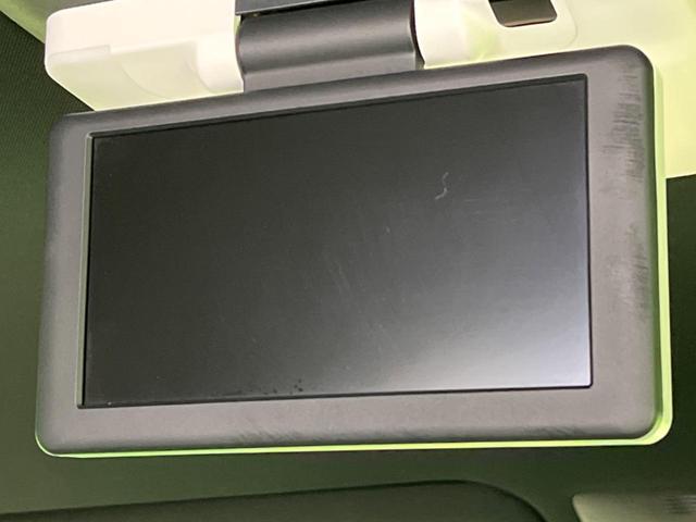 グランド 4WD 純正ナビ バックカメラ 後席モニター ドラレコ スマートキー 革巻きステアリング LEDヘッド LEDフォグ オートライト パワーウィンドウ プライバシーガラス ドアバイザー(5枚目)