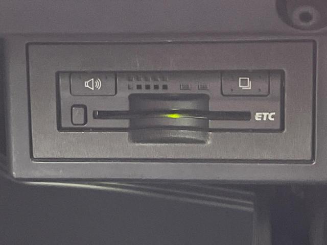 TX 4WD 禁煙車 純正ナビ バックカメラ オートエアコン ETC スマートキー 純正17AW LEDフォグ オートライト クリアランスソナー Bluetooth再生 ドアバイザー プライバシーガラス(7枚目)
