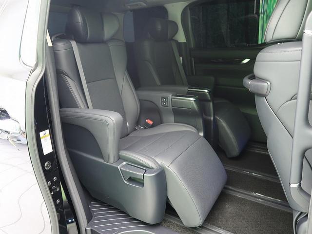 2.5S Cパッケージ モデリスタエアロ ツインムーンルーフ 純正9型ディスプレイ・ナビキット リヤエンターテイメント バックカメラ シグネチャーイルミブレード 三眼LEDヘッド シーケンシャルターンランフ(12枚目)