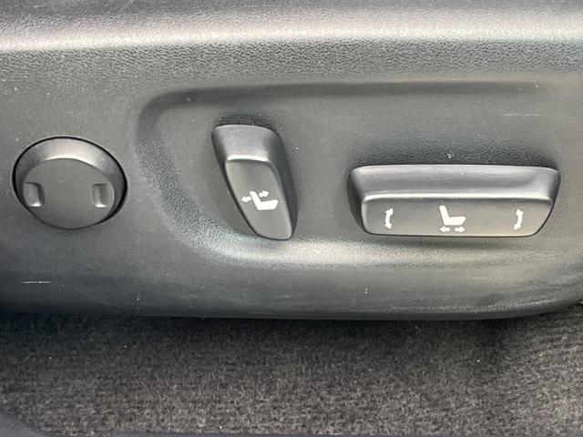 NX200t Iパッケージ 4WD メーカーナビ サイド・バックカメラ プリクラッシュセーフティシステム 3眼LEDヘッド ブラックレザーシート レーダークルーズ シートヒーター パワーバックドア ステアリングヒーター(33枚目)