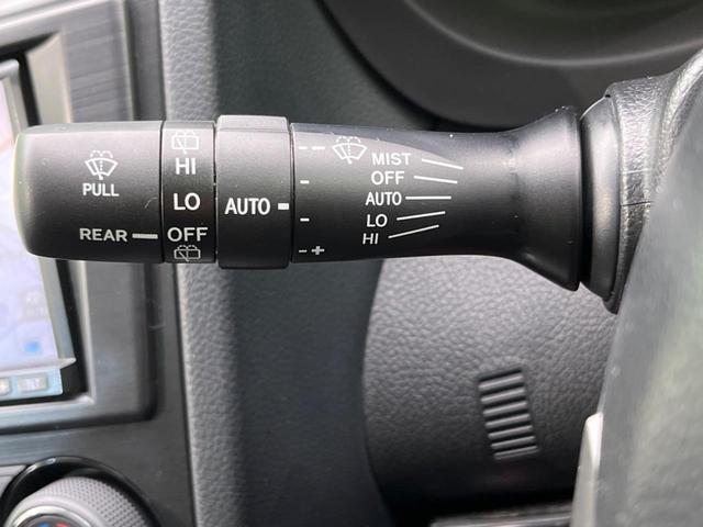 X-ブレイク 4WD アイサイト SDナビ バックカメラ レーダークルーズ ルーフレール パドルシフト シートヒーター オートエアコン 純正革巻きステアリング ハーフレザー 純正17AW ドアバイザー ETC(28枚目)