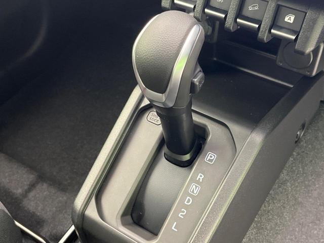 ジムニー ＸＣ　４ＷＤ　禁煙車　セーフティサポート　クルーズコントロール　スマートキー　ＬＥＤヘッド　オートライト　ハイビームアシスト　シートヒーター　オートエアコン　アイドリングストップ（22枚目）