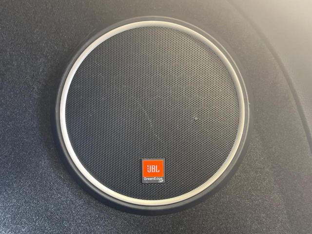 プレミアム　アドバンスドパッケージ　スタイルアッシュ　４ＷＤ　ＪＢＬ　メーカ純正８型ナビ　パノラミックビューモニター　ＥＴＣ　ドライブレコーダー　前席パワーシート・シートヒーター　レーダークルーズコントロール　クリアランスソナー　プリクラッシュセーフティ(6枚目)