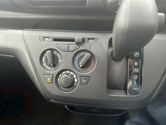 ｅＫクロス Ｍ　メモリーナビ　フルセグ　スマートキー　ＬＥＤヘッドライト　シートヒーター　運転席・助手席・サイドエアバック　ＡＢＳ　横滑り防止（12枚目）