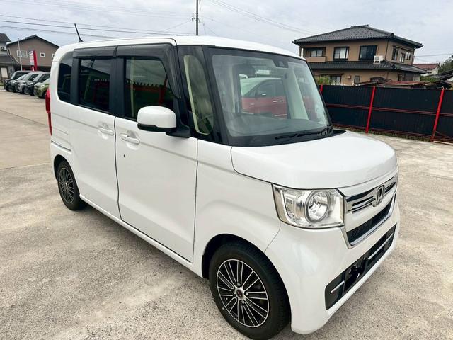 Ｎ－ＢＯＸ ＥＸ　メモリーナビ　フルセグ　バックカメラ　ＥＴＣ　アルミホイール　スマートキー　運転席・助手席・サイドエアバック　ＡＢＳ　横滑り防止装置　盗難防止システム　エアコン　パワステ　パワーウインドウ（3枚目）