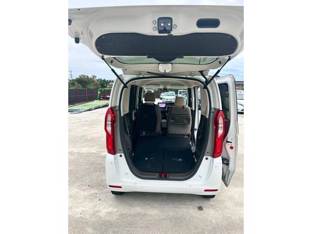 Ｎ－ＢＯＸ ＥＸ　メモリーナビ　フルセグ　バックカメラ　ＥＴＣ　アルミホイール　スマートキー　運転席・助手席・サイドエアバック　ＡＢＳ　横滑り防止装置　盗難防止システム　エアコン　パワステ　パワーウインドウ（6枚目）