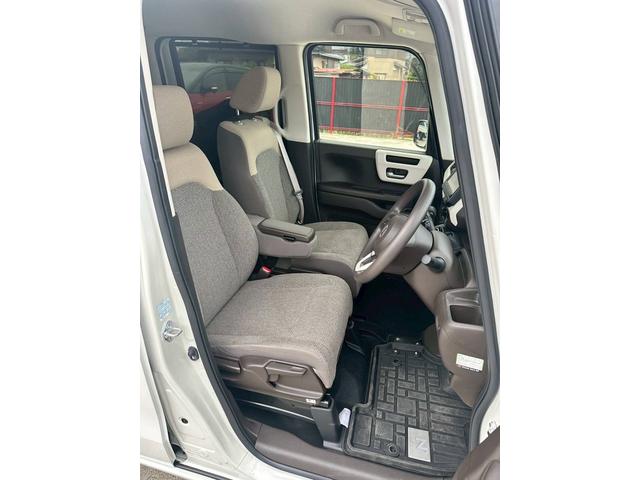 Ｎ－ＢＯＸ ＥＸ　メモリーナビ　フルセグ　バックカメラ　ＥＴＣ　アルミホイール　スマートキー　運転席・助手席・サイドエアバック　ＡＢＳ　横滑り防止装置　盗難防止システム　エアコン　パワステ　パワーウインドウ（10枚目）