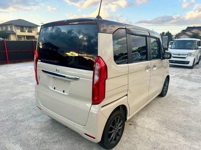 Ｎ－ＢＯＸ Ｌ　両側パワースライドドア　メモリーナビ　フルセグ　バックカメラ　アルミホイール（5枚目）