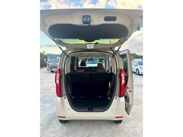 Ｎ－ＢＯＸ Ｌ　両側パワースライドドア　メモリーナビ　フルセグ　バックカメラ　アルミホイール（9枚目）