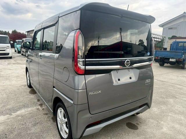 ルークス ハイウェイスター Gターボ メモリーナビ フルセグ Bluetooth アラウンドビューモニター バックカメラ 両側パワースライドドア スマートキー アルミホイール LEDヘッドライト 運転席・助手席・サイドエアバック(4枚目)