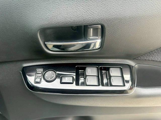 ルークス ハイウェイスター Gターボ メモリーナビ フルセグ Bluetooth アラウンドビューモニター バックカメラ 両側パワースライドドア スマートキー アルミホイール LEDヘッドライト 運転席・助手席・サイドエアバック(12枚目)