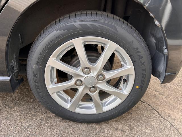 ３３０項目に及ぶ最大３年間、走行無制限の有償保証サービスを付帯しています。詳しくはスタッフまで