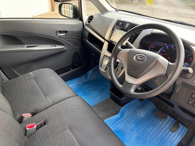 ３３０項目に及ぶ最大３年間、走行無制限の有償保証サービスを付帯しています。詳しくはスタッフまで