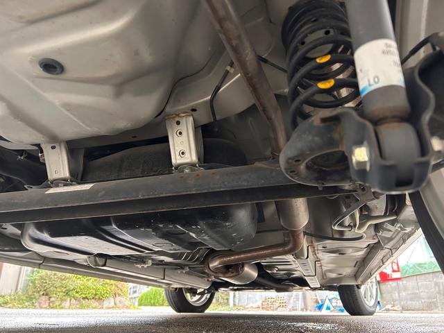 ムーヴ X スマートキー プッシュスタート アイドリングストップ ワンセグSDナビ DVD CD ラジオ バックカメラ 純正14インチアルミ 革巻きハンドル ベンチシート アームレスト 電動格納ミラー(22枚目)