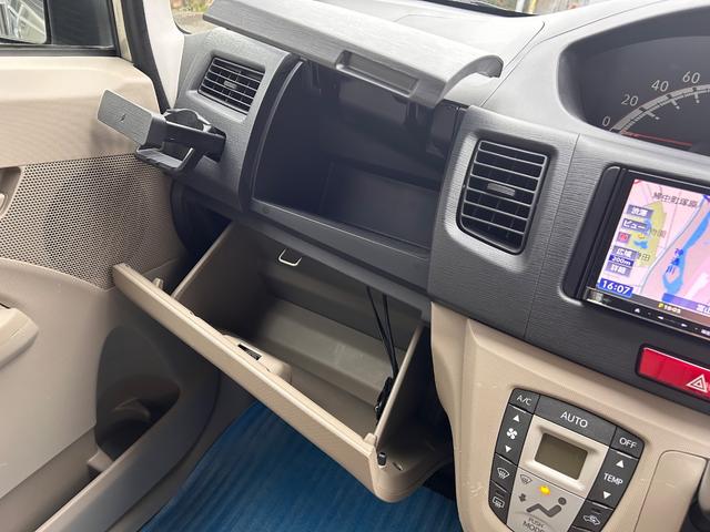 ムーヴ X スマートキー プッシュスタート アイドリングストップ ワンセグSDナビ DVD CD ラジオ バックカメラ 純正14インチアルミ 革巻きハンドル ベンチシート アームレスト 電動格納ミラー(44枚目)