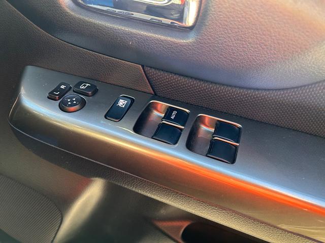 スペーシアカスタムZ ベースグレード ワンオーナー フルセグSDナビ DVD CD Bluetooth バックカメラ スマートキー デュアルブレーキカメラ ドラレコ ETC 純正15インチアルミ アイドリングストップ HID フォグ(40枚目)