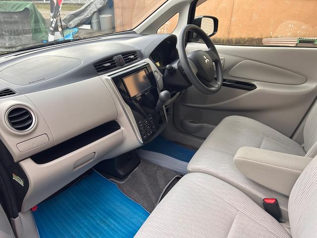 eKワゴン M キーレス ワンセグSDナビ CD ラジオ バックカメラ アイドリングストップ ETC アームレスト ベンチシート(26枚目)