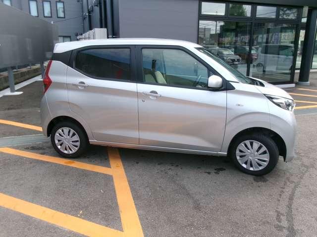 ｅＫワゴン Ｍ　衝突軽減ブレーキ　シートヒーター　オート（5枚目）