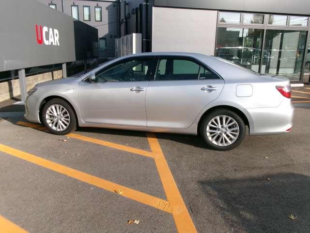 カムリ ハイブリッド　Ｇパッケージ　純正ナビ　ワンセグＴＶ　Ｂカメラ　クルコン（9枚目）