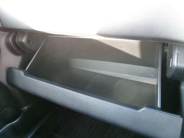 カムリ ハイブリッド　Ｇパッケージ　純正ナビ　ワンセグＴＶ　Ｂカメラ　クルコン（15枚目）