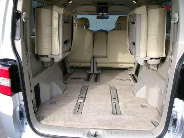 デリカD:5 G プレミアム 純正ナビ TV(11枚目)