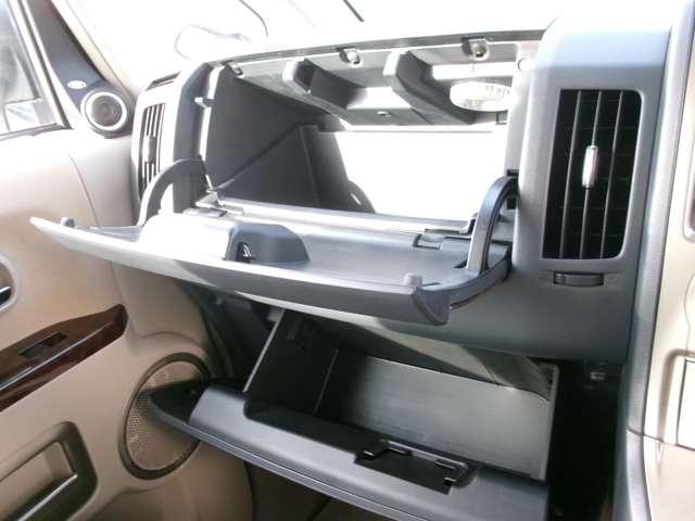 デリカD:5 G プレミアム 純正ナビ TV(17枚目)