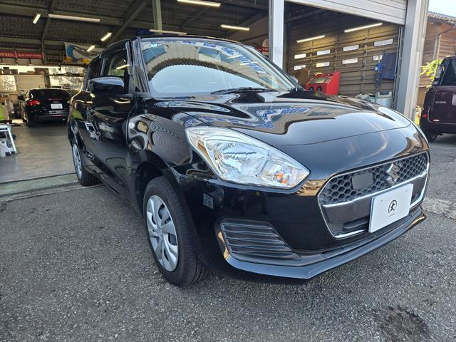 スイフト ＸＧリミテッド　４ＷＤ　ナビ　ＴＶ　バックカメラ　シートヒーター　ＥＴＣ（4枚目）