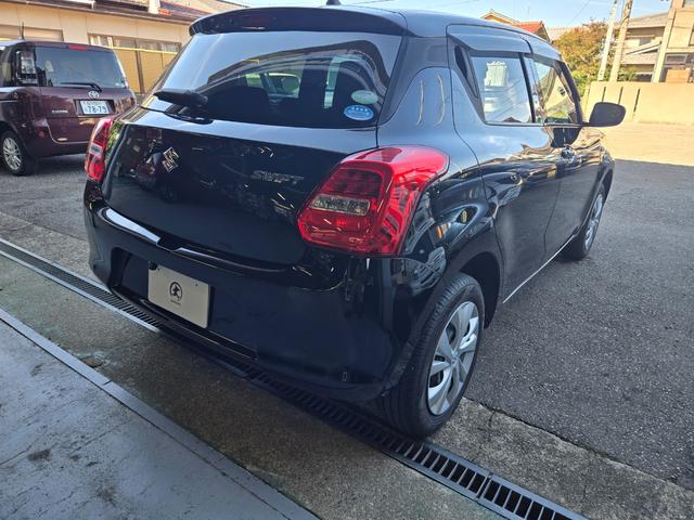 スイフト ＸＧリミテッド　４ＷＤ　ナビ　ＴＶ　バックカメラ　シートヒーター　ＥＴＣ（8枚目）