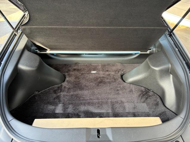 フェアレディＺ ベースグレード　エアロパッケージ　９インチワイドニッサンコネクトナビゲーションシステム　ＡｐｐｌｅＣａｒＰｌａｙ　バックモニター　ＥＴＣ（13枚目）